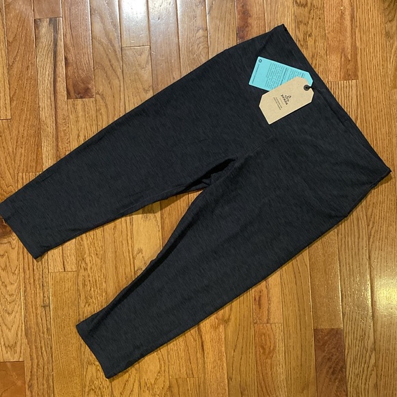 Prana Kimble Capri - Picture 4 of 11